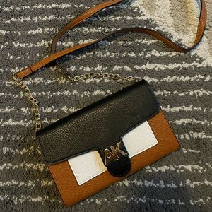 NWOT Anne Klein crossbody wallet on chain handbag purse